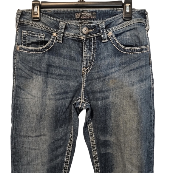 EUC Silver Natsuki Cuffed Denim Capri Jean - Picture 4 of 9